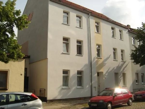 Mehrfamilienhaus in Merseburg Mietwohnungen in Merseburg verwaltet von der HKM Hausverwaltung